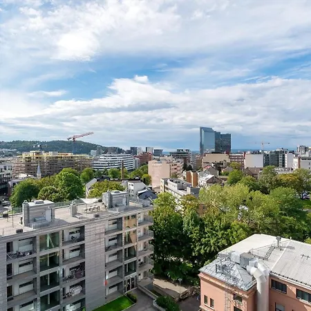 **modern ***central ***rooftop *** You'll Love It Guest house *